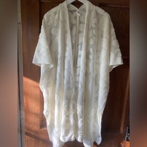 Akemi + Kin Anthropologie Cream Lace Sweater Open Front Kimono.
